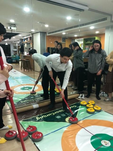 “Project LIGHT” provides career development services for working youths with bachelor degree