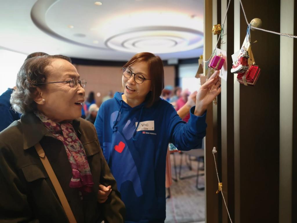 Elders and carers explored stress coping mechanism in “Joyful Café”