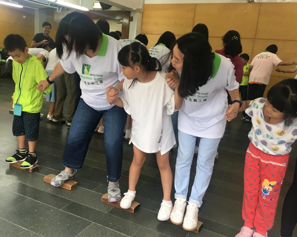 Hang Seng Bank joined a day camp with underprivileged children