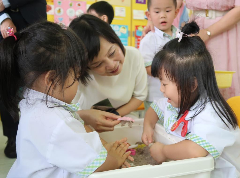 教育局副局長蔡若蓮到訪本會荃灣幼兒學校