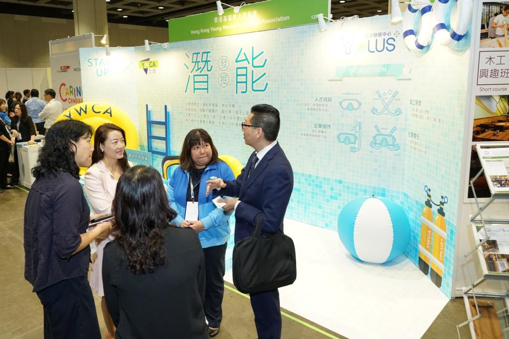 HKYWCA joined “The Caring Company Partnership Expo 2019”