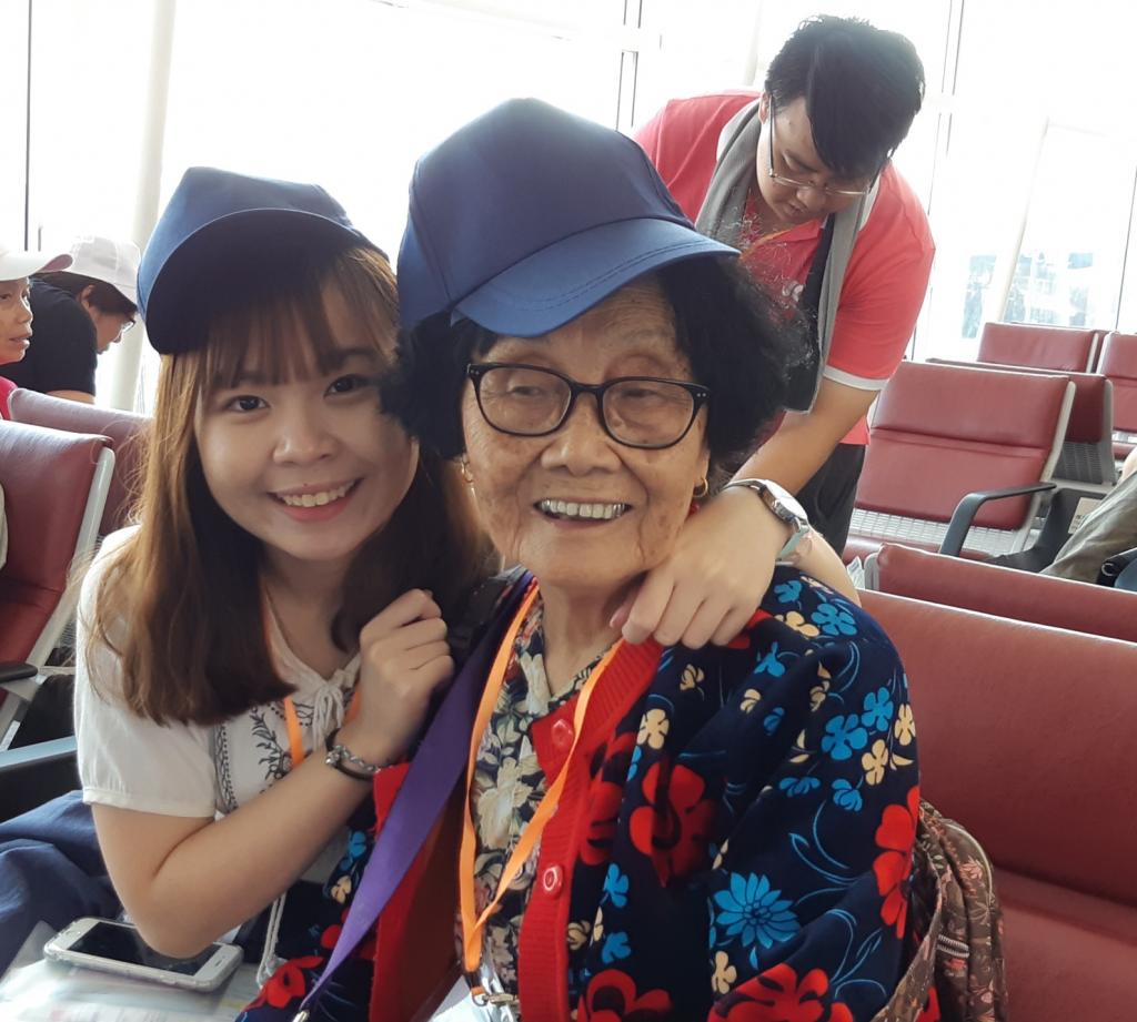 HKYWCA organized a Taiwan trip for the underprivileged elders
