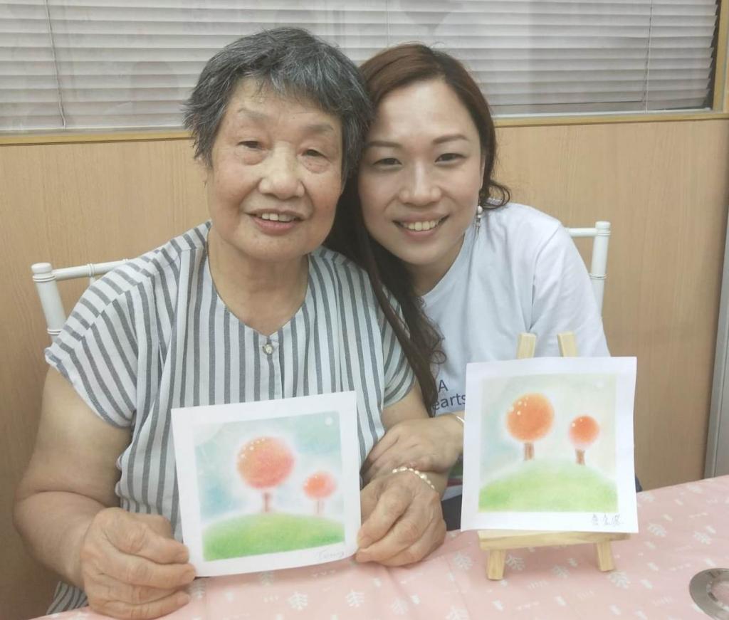 AXA Hong Kong promoted "Healthy Life" to HKYWCA’s service users