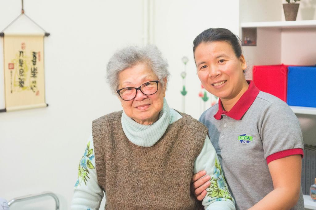 女青賽馬會青健坊及照顧易現已正式投入服務！