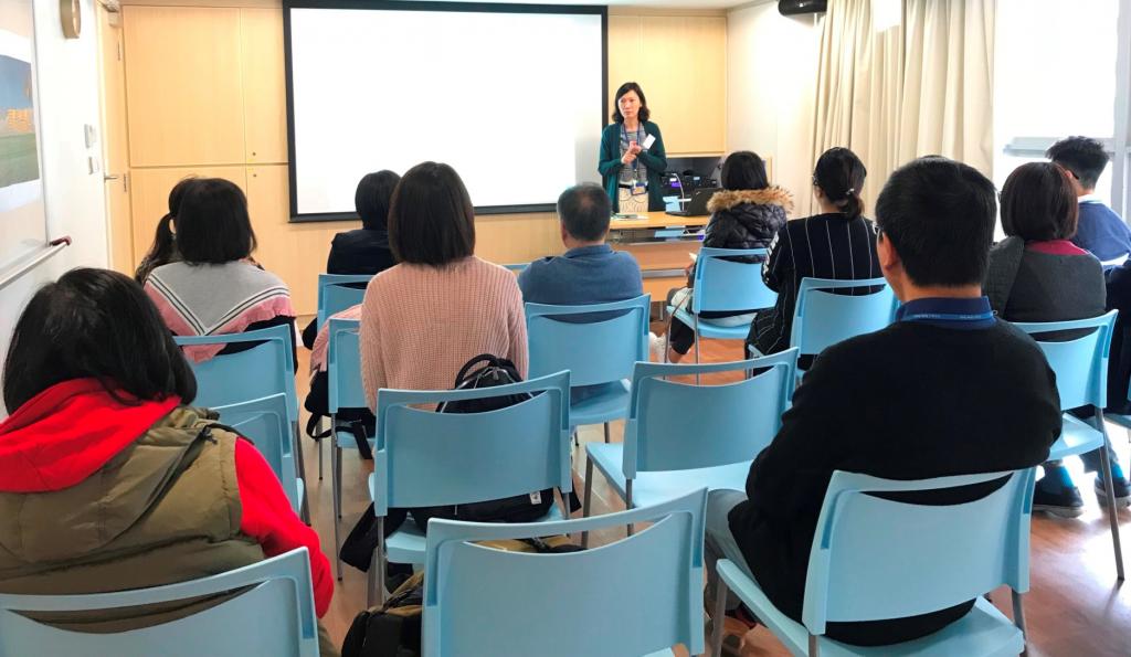 HKYWCA organised workshop on family-related topics