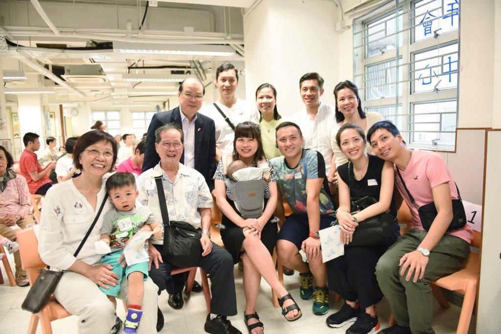 Matthew Cheung attended HKYWCA’s Child Care Training Programme for Grandparents