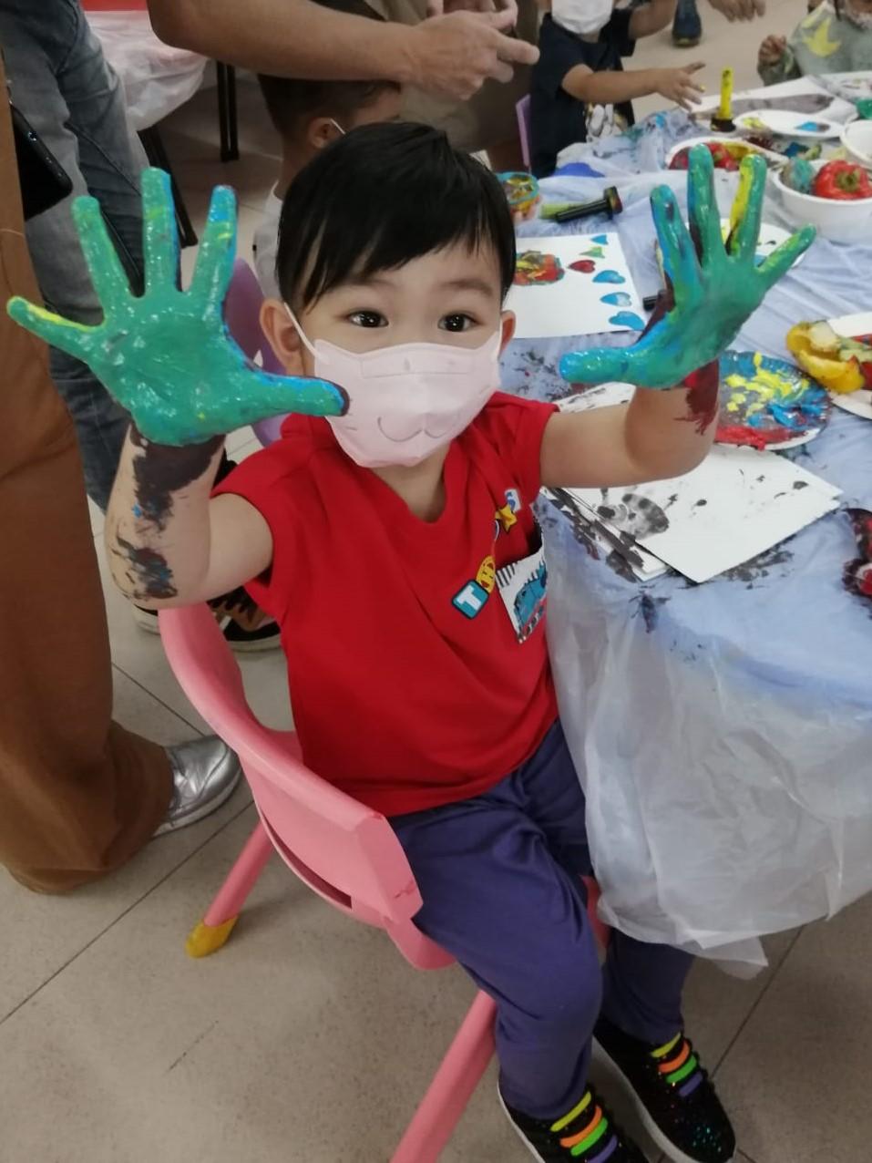 Messy Play Carnival stimulated young children’s senses