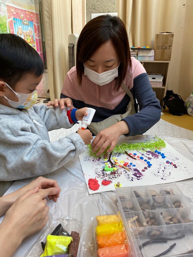 Sensory play stimulates children’s different senses with a wide variety of substances.