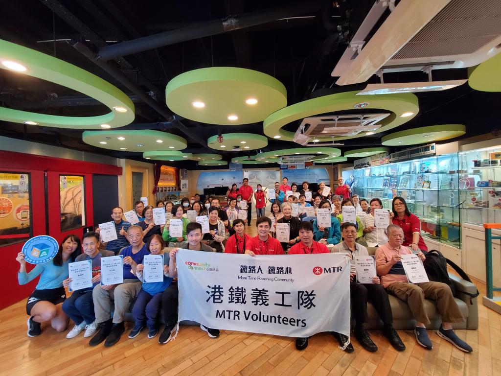 Every elder trainee was granted a “Railway 101” certificate.