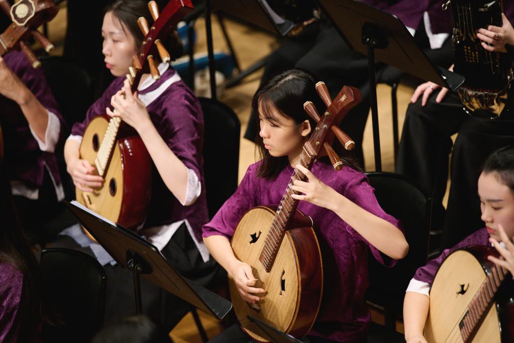 Over a thousand audience enjoyed the National Day Concert “Y…