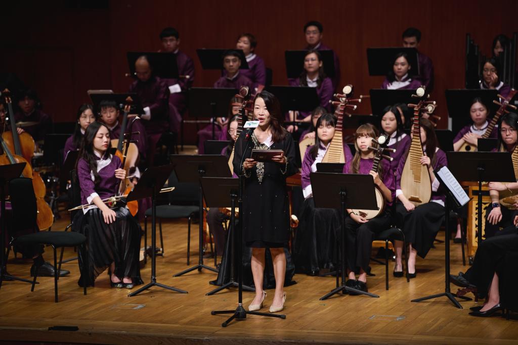 Ms. Yvonne Yeung, Chief Executive of the Association, delivered a speech thanking all the guests for their support to Hong Kong YWCA Chinese Orchestra.